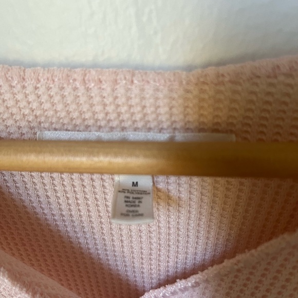 Vintage Victoria secret’s cardigan top - Picture 4 of 4